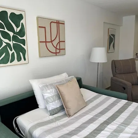 Comfortable 1 Bedroom From Home, Sunny, Sea & Mountain Views * Benalmadena