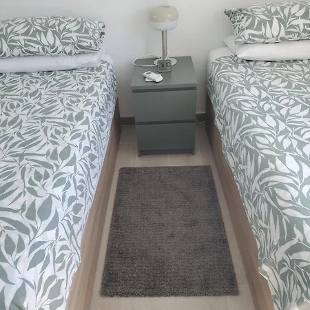 Apartment Comfortable 1 Bedroom From Home, Sunny, Sea & Mountain Views Benalmadena